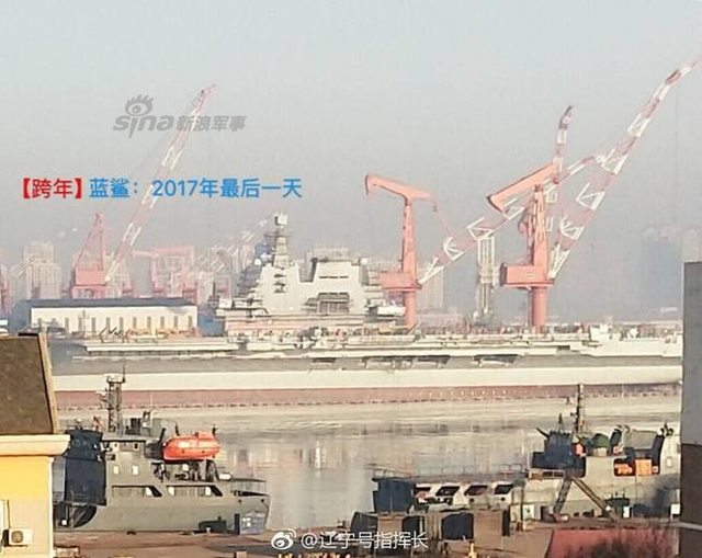一天一汇报！我国产002型航母舰岛很多手架都拆掉了