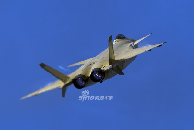 龙的生日！震撼世界的歼-20战斗机如今7岁了