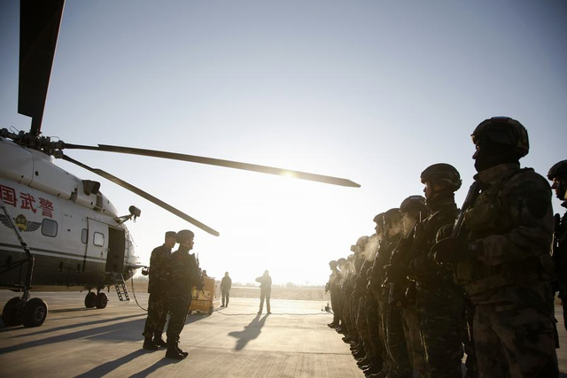 直击中俄合作2017联合反恐演训 俄军玩起中国武器