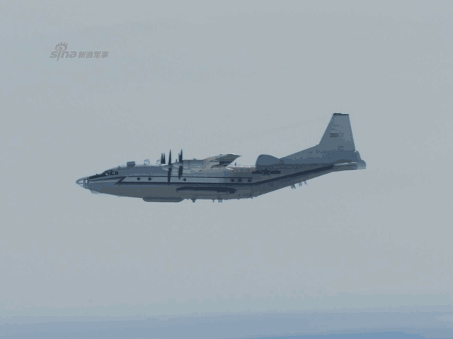 解放军昨天大批军机前出宫古 台军称绕台已常态化