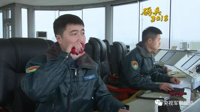 空中突击师!中国陆航百架直升机向数百公里外奔袭