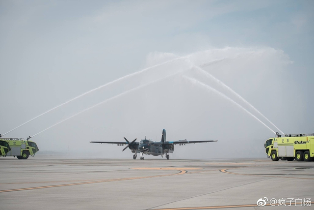 还想以武拒统？蔡英文参加台军P-3C成军典礼