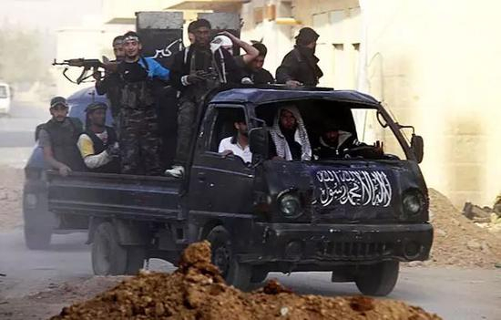 图4。叙利亚境内的战争尚未结束