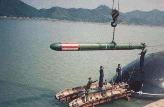 装鱼雷