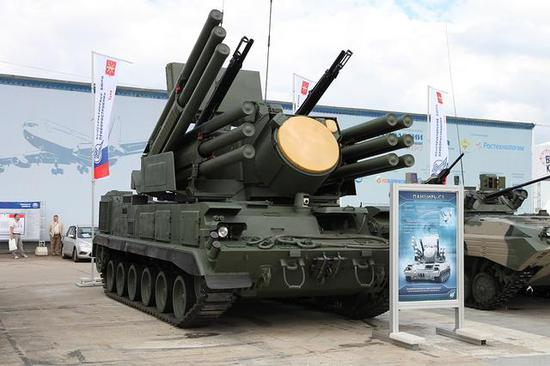 图注：在GM-352底盘上的铠甲S1防空导弹系统