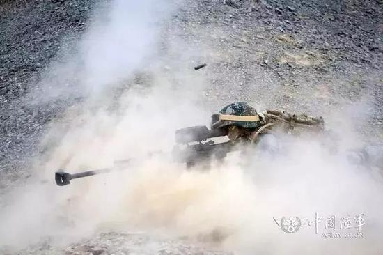 ▲出现了全地形花色的装具