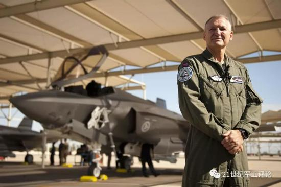 挪威空军F-35项目总监莫滕·克利弗准将。