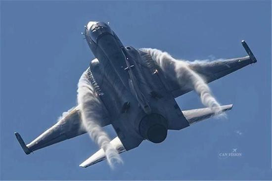 枭龙是一架很干脆利落的飞机