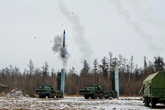 中国即将开始接收第2批S-400，首批系统试射取得了成功