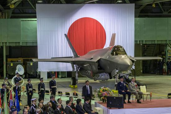 早期的几架日本的F-35A的组装高度依赖美国的零部件
