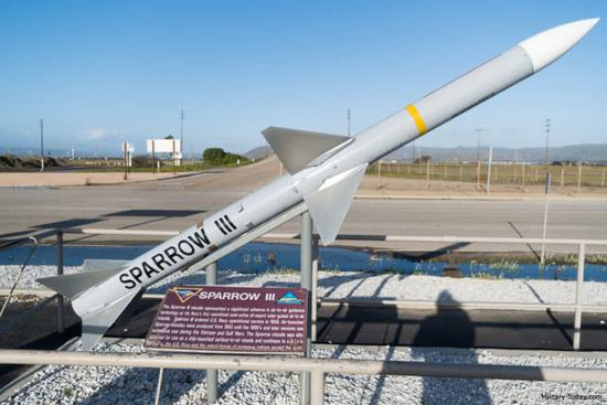 图片：麻雀III导弹