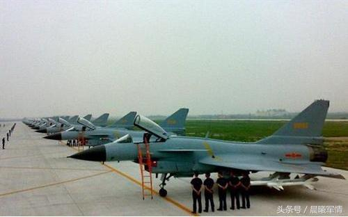 中国军队的四代机数量已经突破千架大关