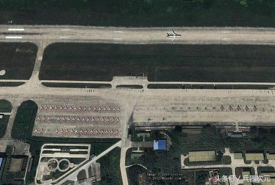 （卫星图显示歼六已经开始批量改造）