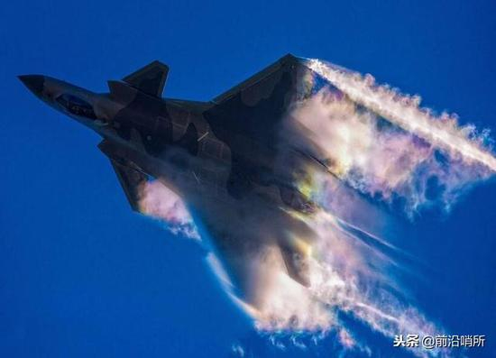 歼-20隐身战机