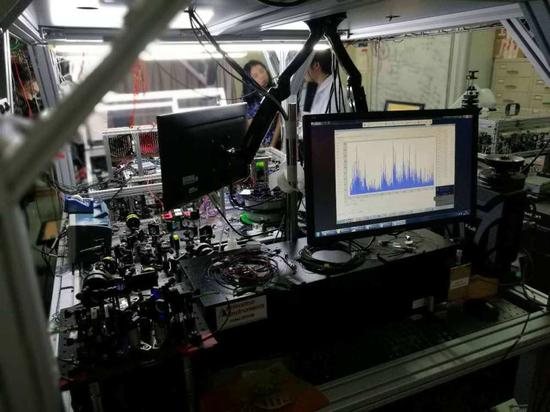 资料图：量子计算机样机