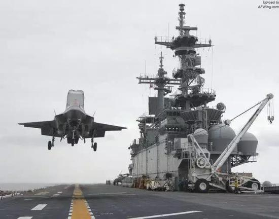 英航母此行欲借助美国实现F-35B起降