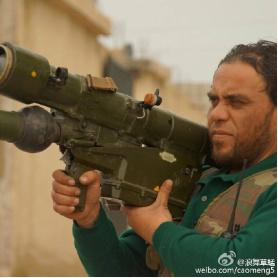 据说是叙利亚反对派的朝鲜制HT-16PGJ肩扛地对空导弹。从政府军武器库缴获的？