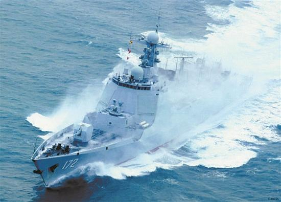 劈波斩浪的中国052D型导弹驱逐舰（资料图片）