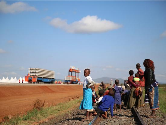 该项目对肯尼亚整个社会结构都会产生深远影响