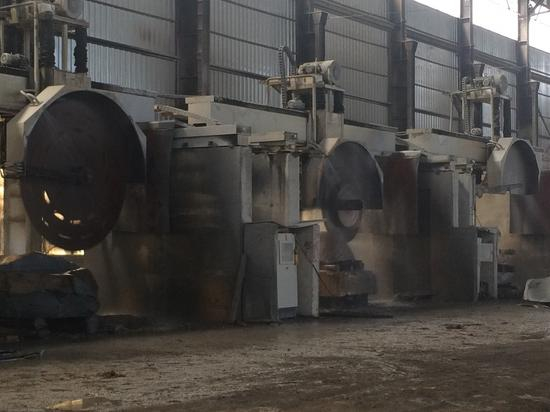 华凌工业园区内的石板制造厂