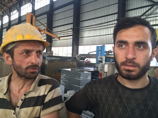 华凌自由工业区中的格鲁吉亚工人