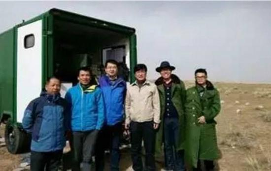 中国量子雷达团队外场合影　　