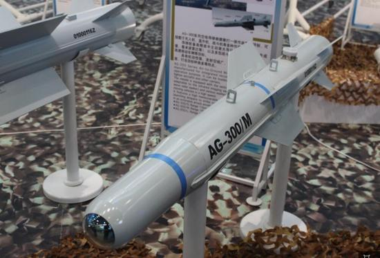 尺寸虽小，射程十分惊人的AG-300系列导弹，AG-300/M导弹射程为18公里