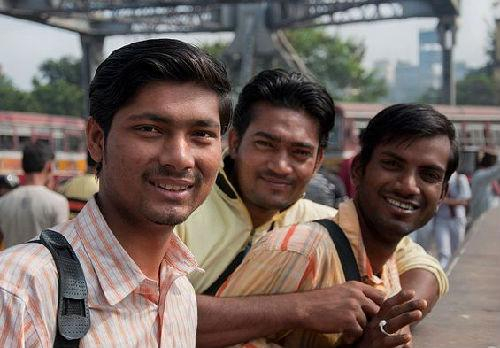 印度总理莫迪曾提到，印度有8亿35岁以下青年人，可助力国家经济转型。