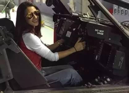 阿帕奇作为世界上最先进的武装直升机之一，其具体配置、驾驶舱布局一直是台军乃至美军的机密。