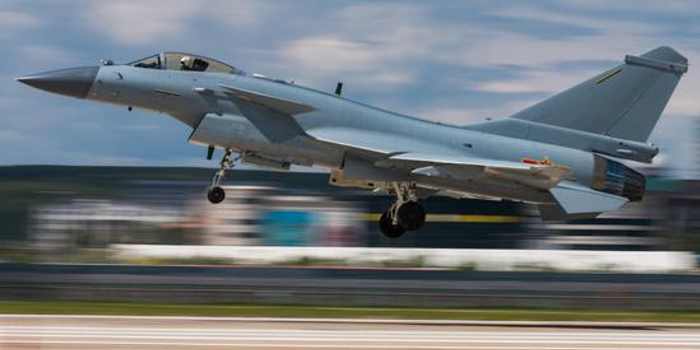 歼10B为何仅生产两年就停产 歼10C装备数量已