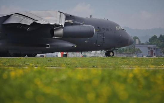 △为执行特种作战任务的运-20这类飞机加装自卫系统具有重要意义