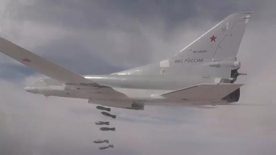 △本月，图-22M3基本上在使用500公斤级炸弹