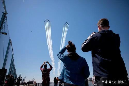 美国空军再强大，也对付不了病毒