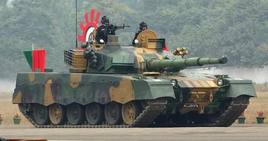 （位于南亚次大陆的孟加拉国是中国武器的传统出口对象）
