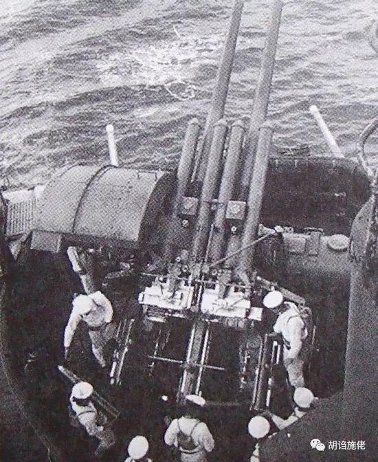 ▲ 89式127毫米高射炮在二战时期其实已经过时了