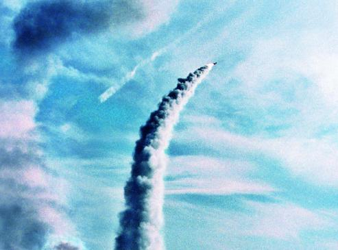 图注：潜射弹道导弹发射瞬间