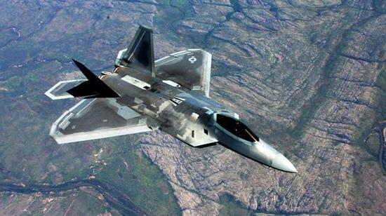 F22