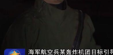 对比英国厂家的另一款IPG，虽然款式不同，但可以看到领子的结构