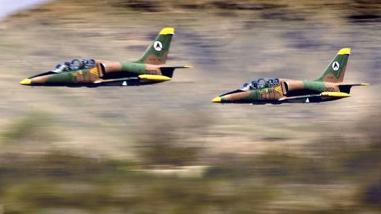 图片：阿富汗空军的L-39