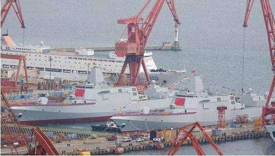 中国海军以055型、052C/D型驱逐舰为代表的新型军舰异军突起