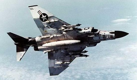 F-4战斗机