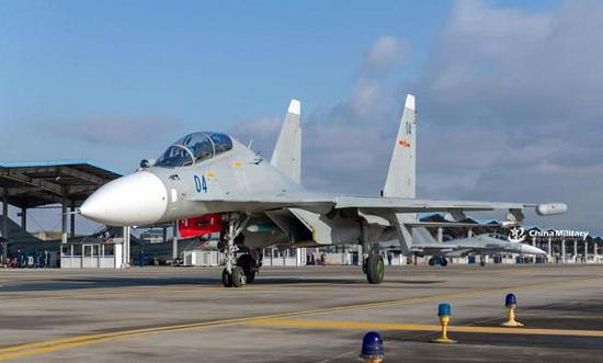 苏-30MK2挂载PL-12执行任务