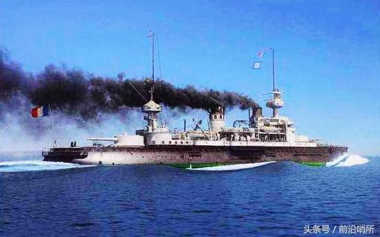 法国贝亚恩航母