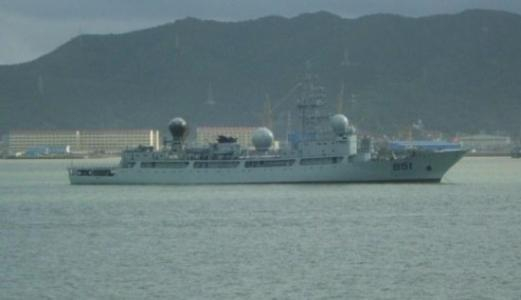 行径太平洋的815A侦察船
