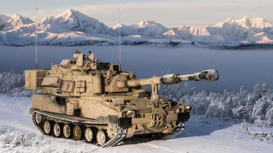 图片：在阿拉斯加测试的M109A7自行火炮样车。