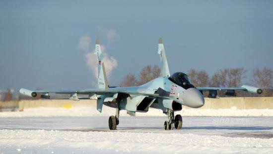 俄军苏-35战机。