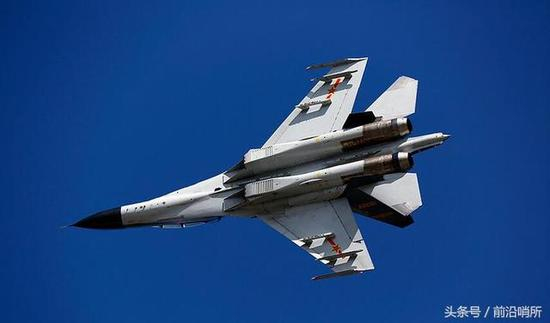 歼11B战机