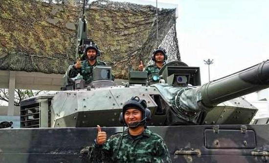 图片：泰国装甲兵：中国VT4真棒啊！