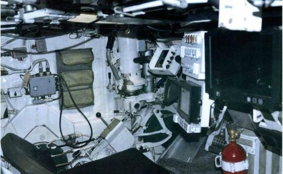 T-14阿玛塔的内部照片