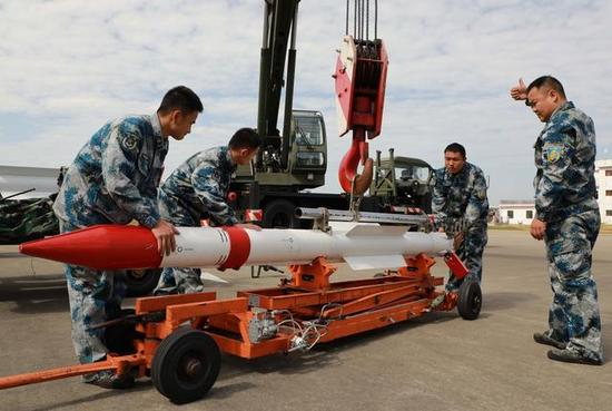 R-77中国空军大批使用